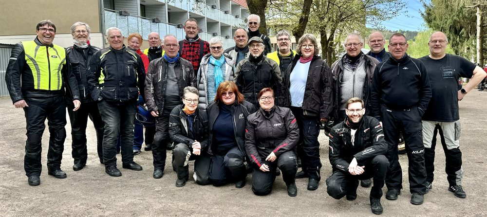 BMW MC Lünen Mitglieder 2024 Bebra Dankefahrt zoom
